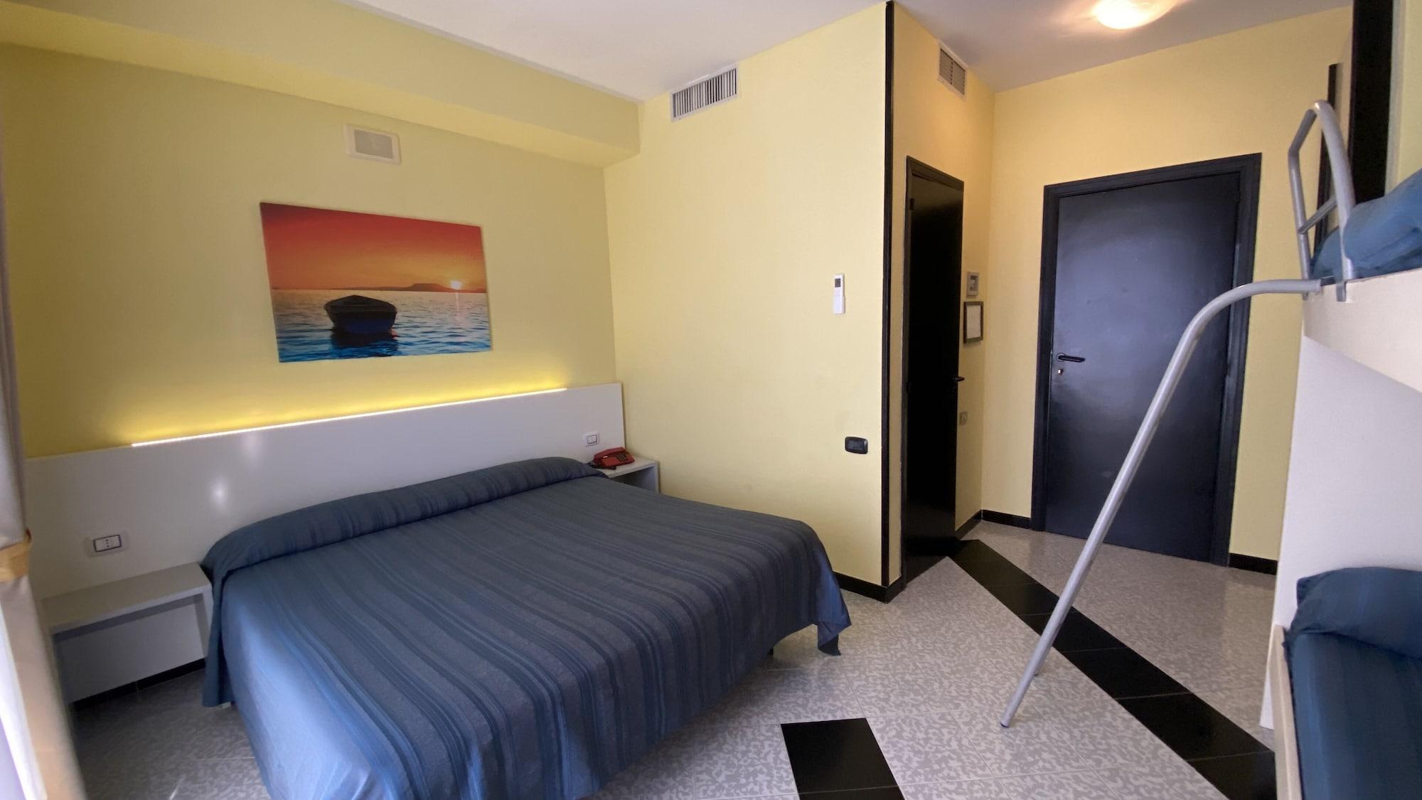 Hotel Club Clorinda Nuova Gestione 2024 Paestum Eksteriør billede