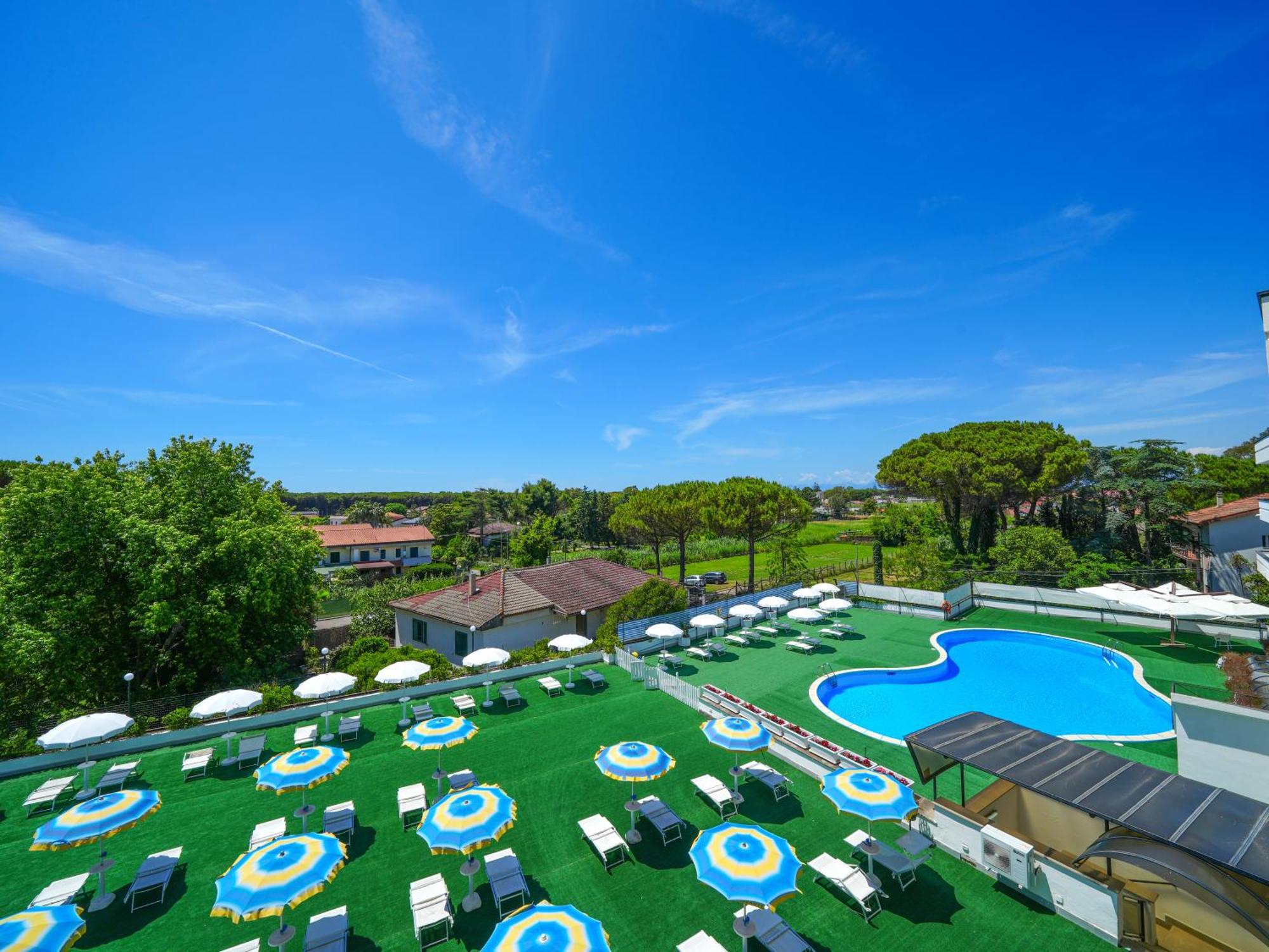Hotel Club Clorinda Nuova Gestione 2024 Paestum Eksteriør billede