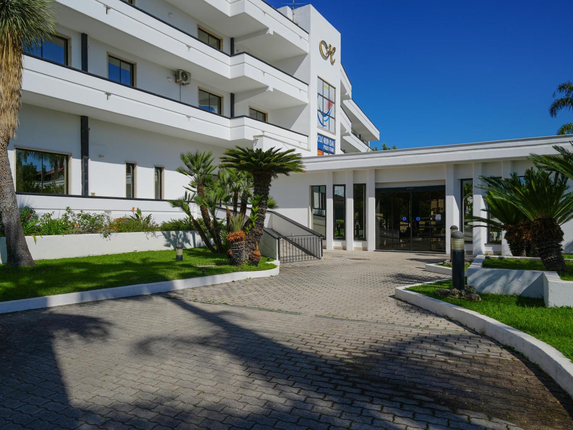 Hotel Club Clorinda Nuova Gestione 2024 Paestum Eksteriør billede