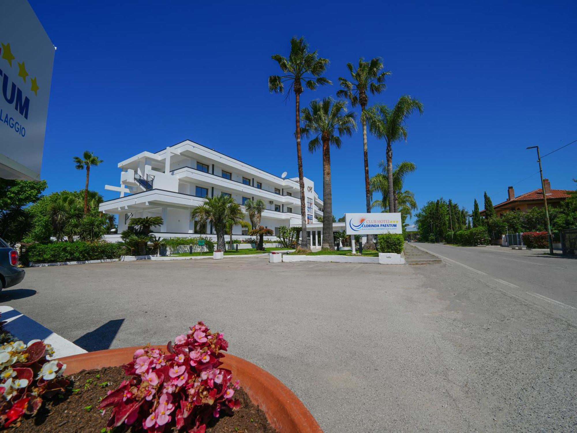 Hotel Club Clorinda Nuova Gestione 2024 Paestum Eksteriør billede
