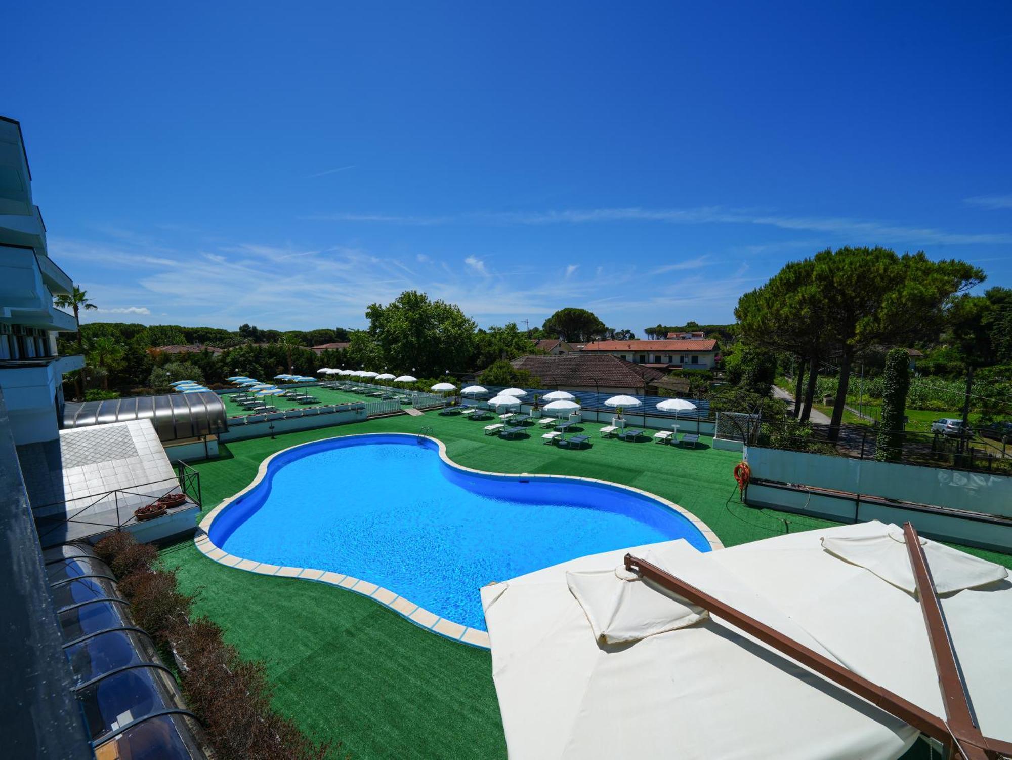 Hotel Club Clorinda Nuova Gestione 2024 Paestum Eksteriør billede