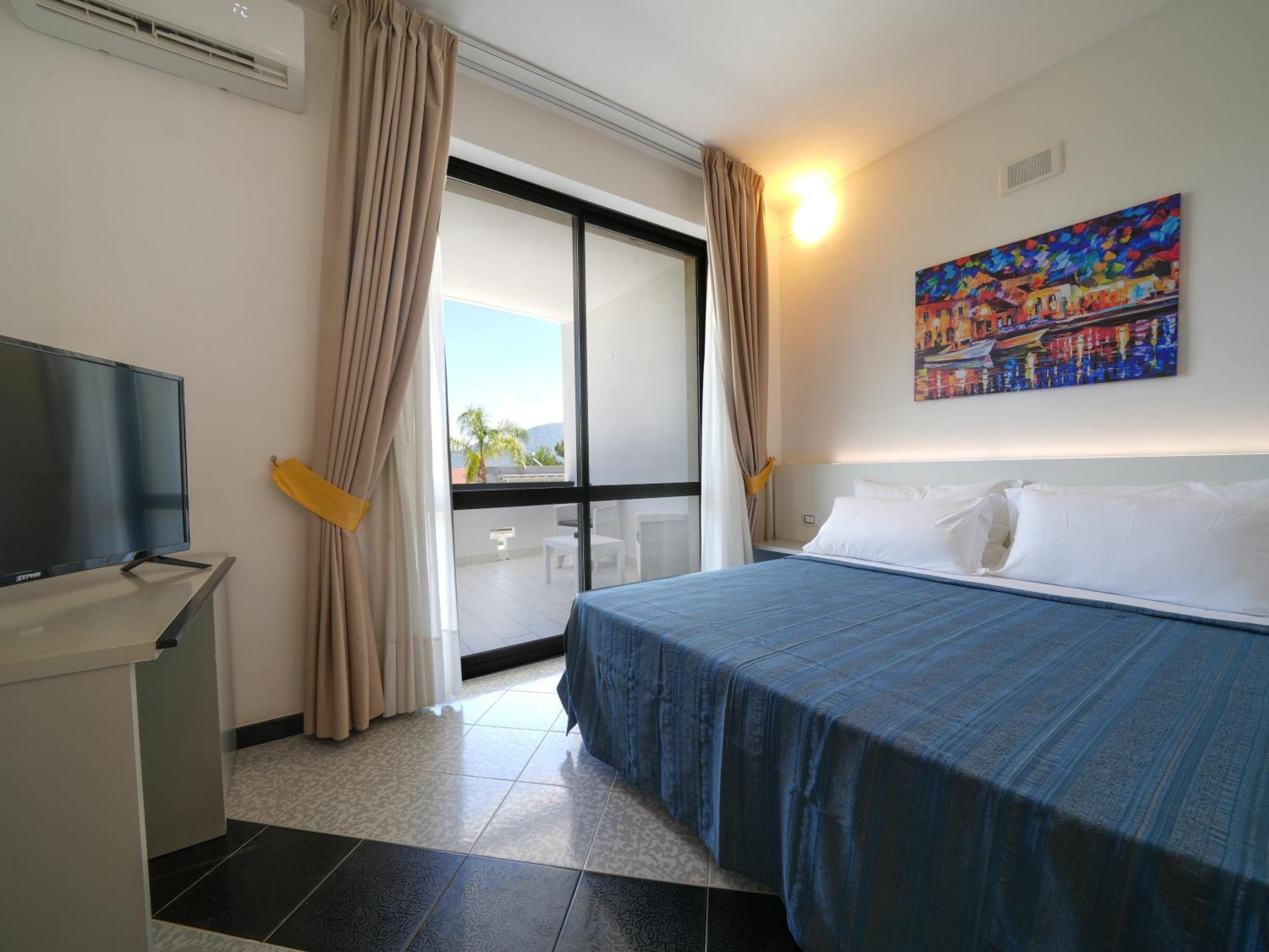 Hotel Club Clorinda Nuova Gestione 2024 Paestum Eksteriør billede