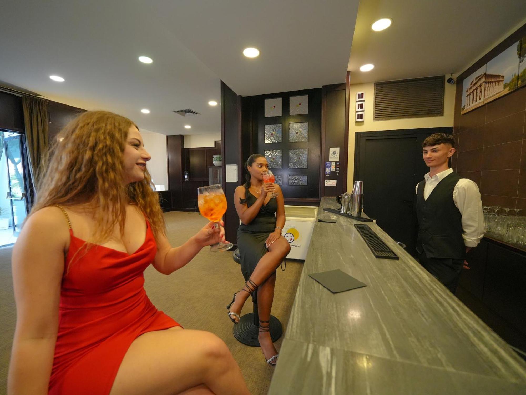 Hotel Club Clorinda Nuova Gestione 2024 Paestum Eksteriør billede